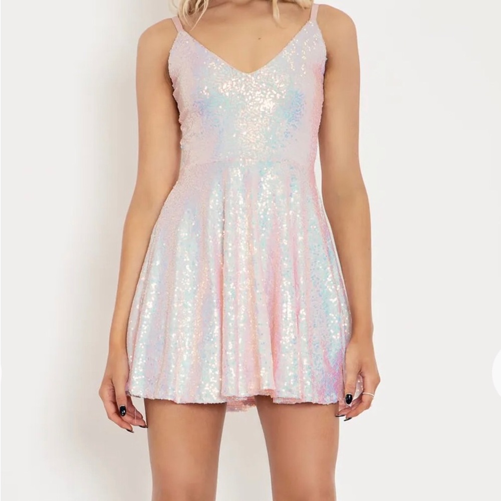 *SOLD* Sparkle sparkle blush sequin strappy mini xs/s